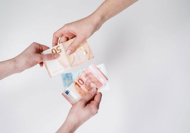 Instant Payments & Verification of Payees